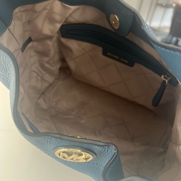 Michael Kors Blue Slouchy Shoulder Bag with Gold Hardware - Picture 5 of 6